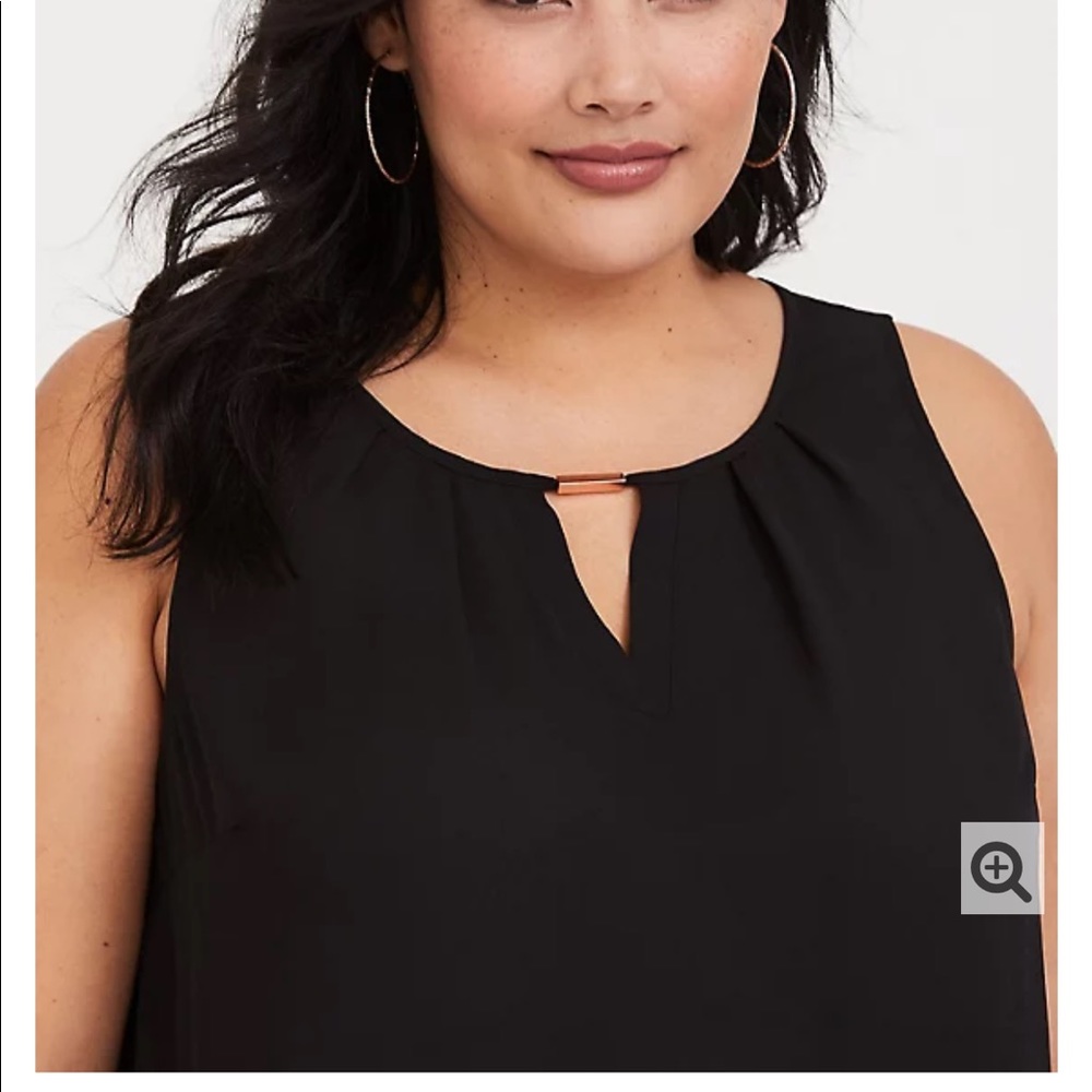 Torrid - BLACK METAL KEYHOLE GEORGETTE TANK